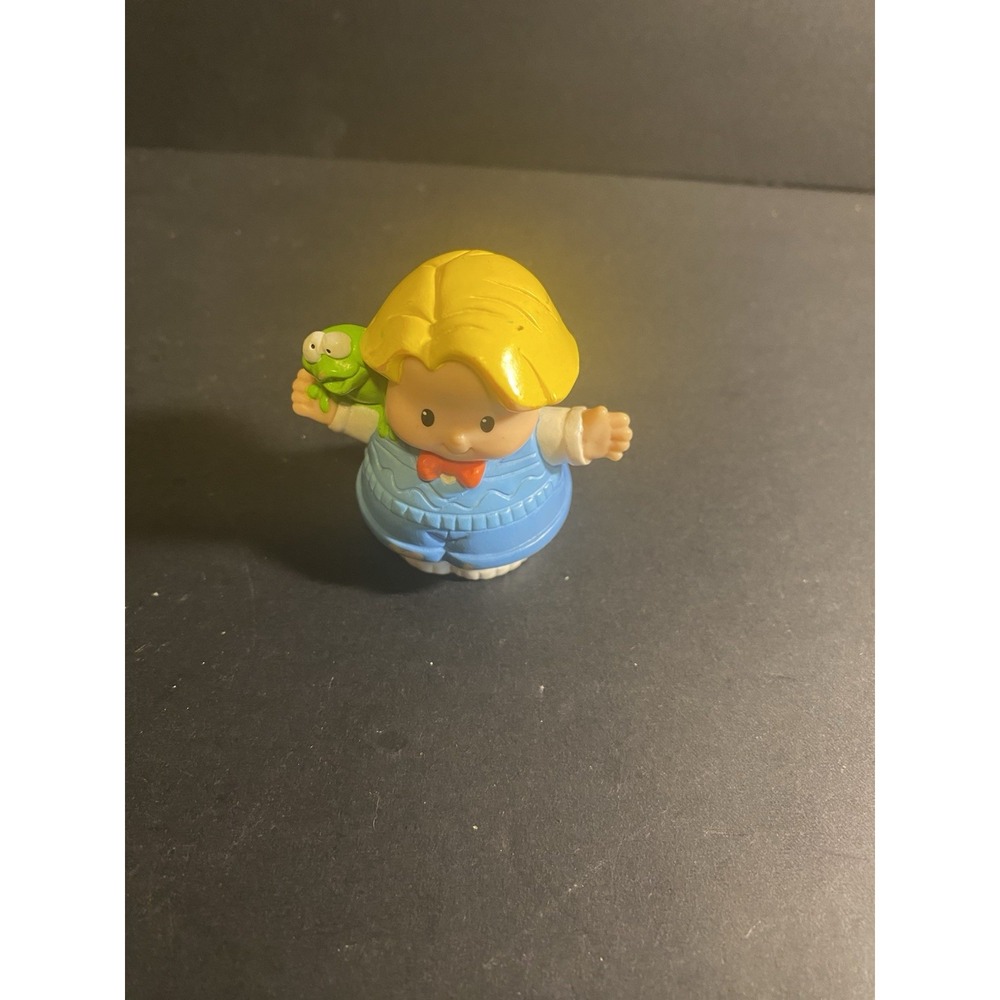 Fisher Price Little People Eddie Boy Frog Blue Vest Dressed Up 2002